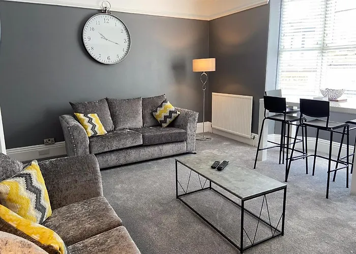 Bridge Street Apartment